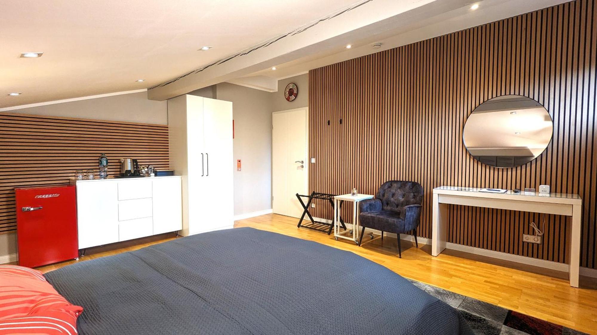 3 Rooms - Zimmervermietung Naehe Flughafen Ber - Gratis Wlan, Parken & Netflix Берлін Номер фото